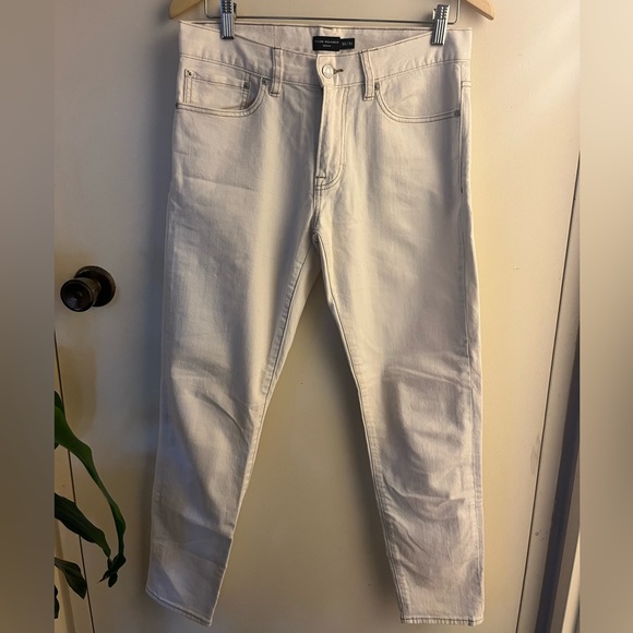 CLUB MONACO White Straight Leg Jeans Women’s Size 30 W / 30 L - Picture 2 of 6